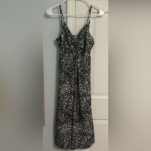 H&M Black and White Sheath Midi Dress V-Neck Sleeveless